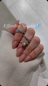 Oval Engagement Ring