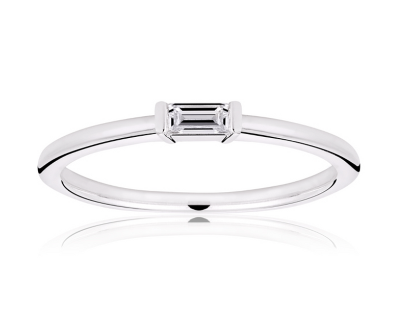 Single Baguette Diamond Ring